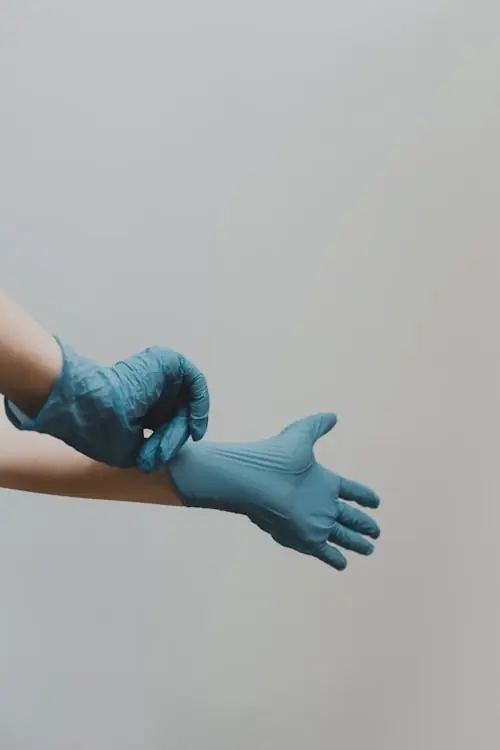 Profesional sanitario de la comunidad Qeres 4